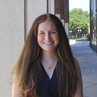 Erin Davern headshot